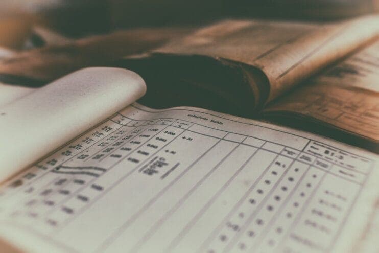 La historia de las facturas desde su origen hasta GLUPO